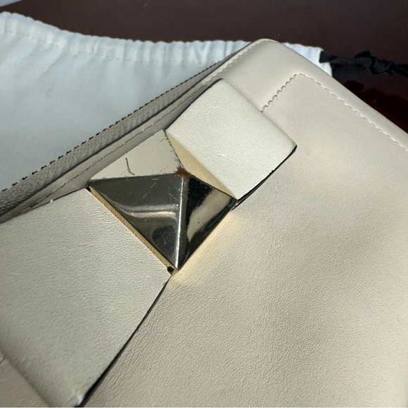 Kate Spade Women’s Leather Wallet - Picture 4 of 9